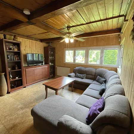 Libuska 度假居 德辛